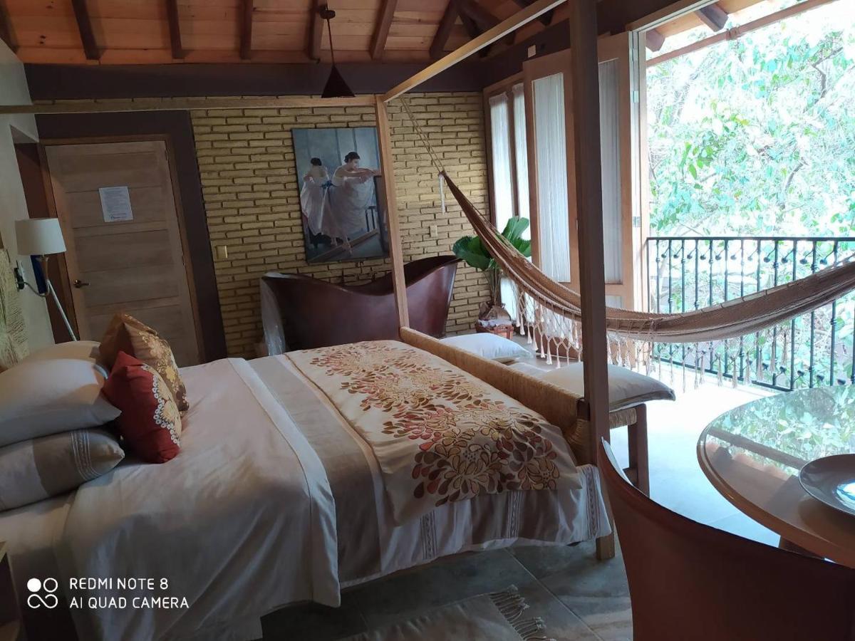 מזונטה Hotel Bendita Luna מראה חיצוני תמונה