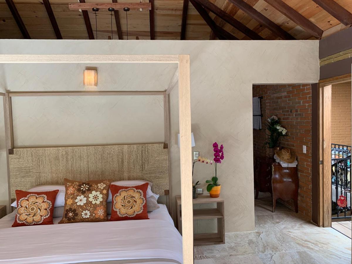 מזונטה Hotel Bendita Luna מראה חיצוני תמונה