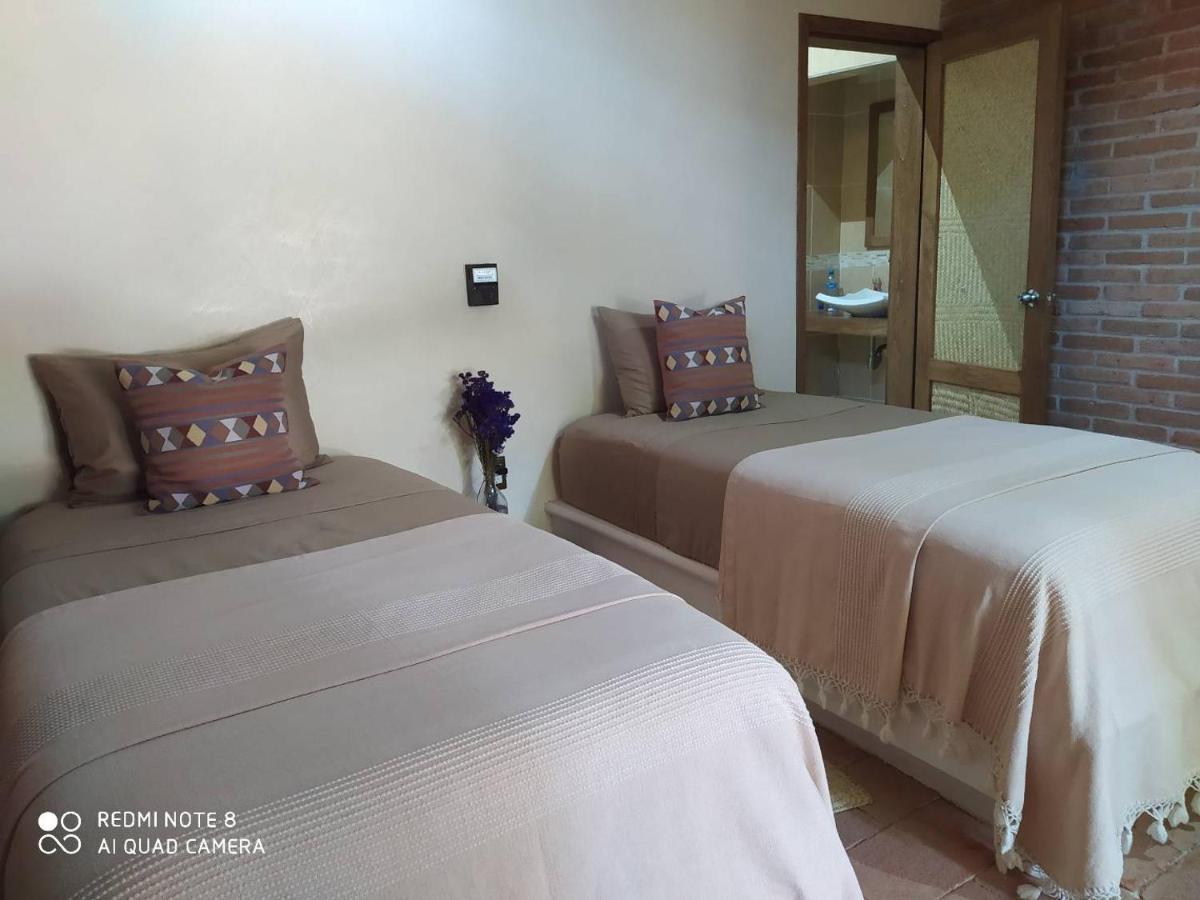 מזונטה Hotel Bendita Luna מראה חיצוני תמונה